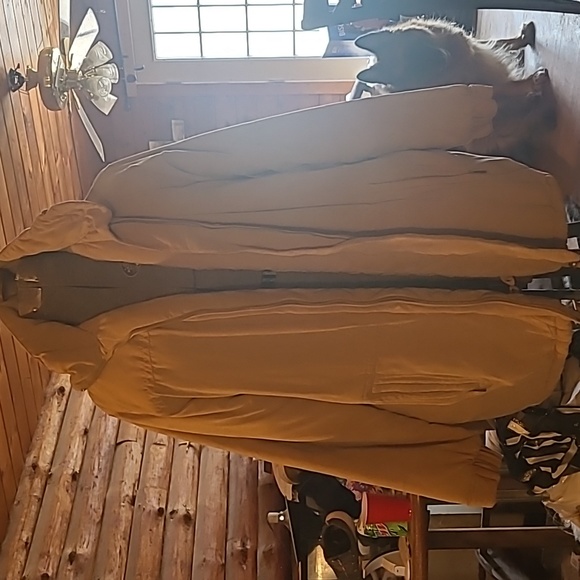 Ladies jacket - Picture 1 of 2